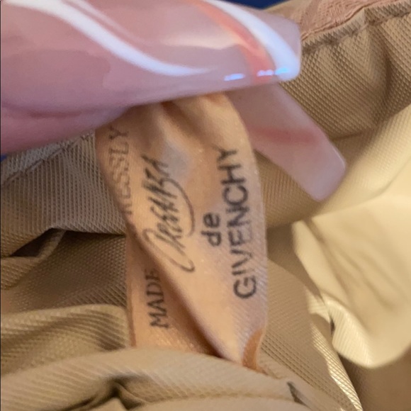 Givenchy Pouch - Picture 4 of 4